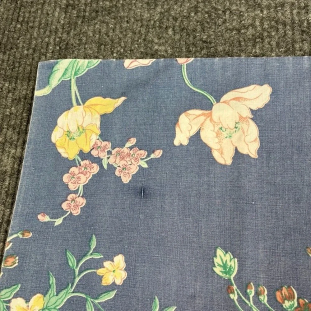 Vtg Springmaid Pillowcase 19x32 Percale Blue Floral Cottagecore Made‎ in USA